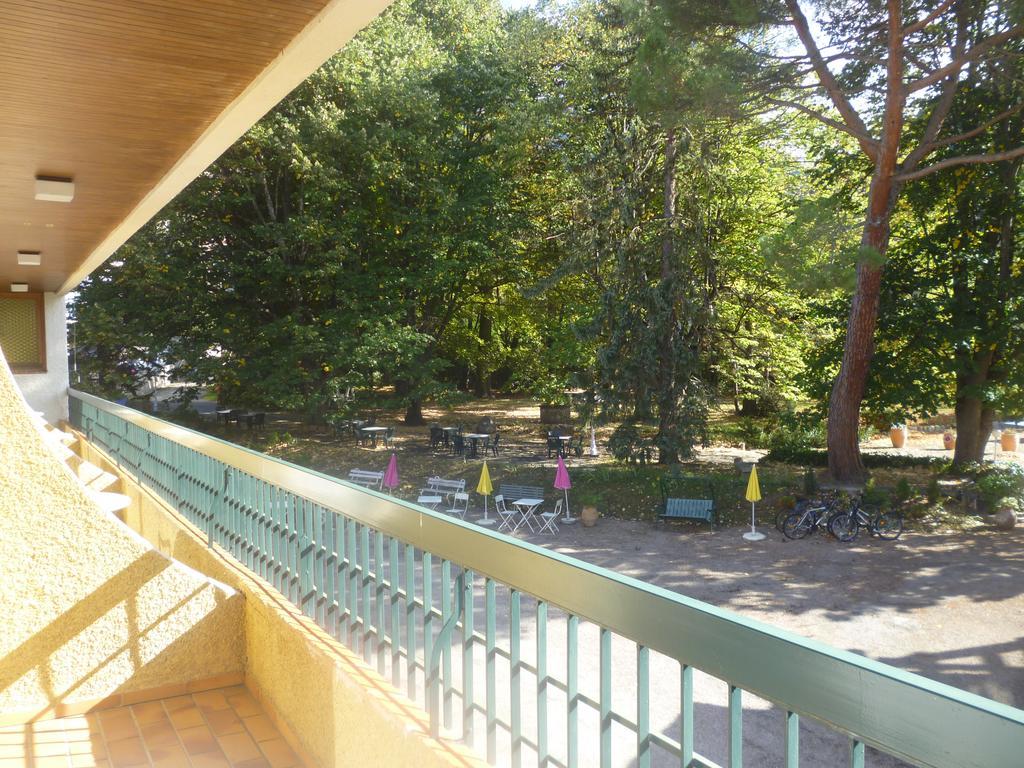 Hotel Le Mas Fleuri Vernet-les-Bains Exteriör bild