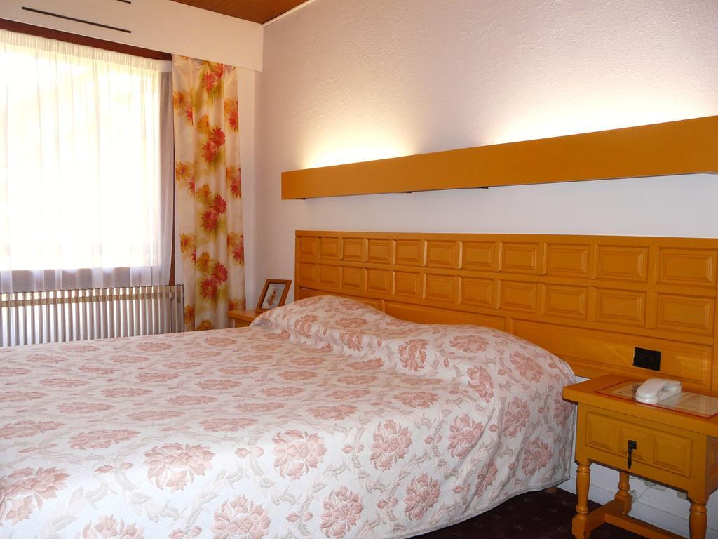 Hotel Le Mas Fleuri Vernet-les-Bains Exteriör bild
